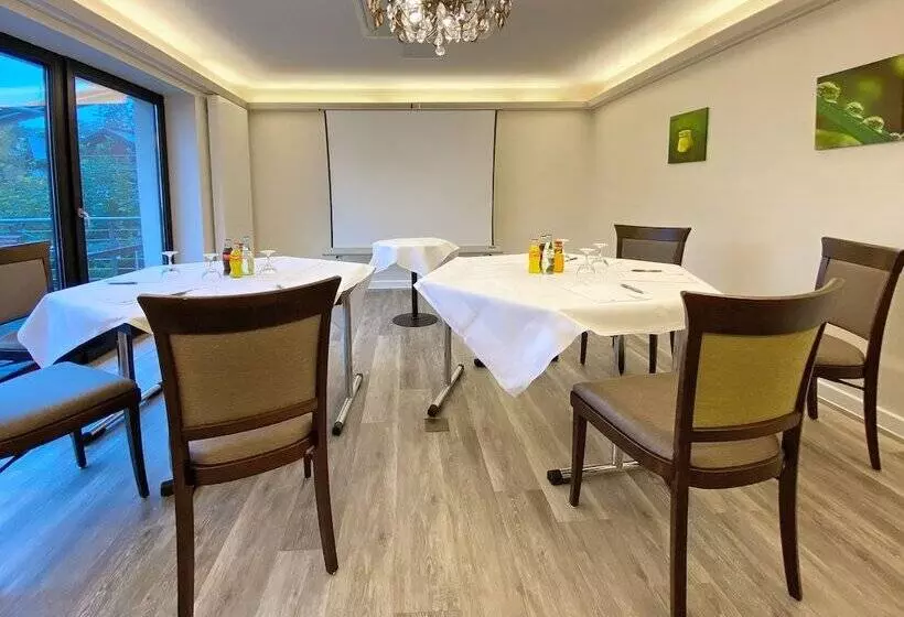 Fotos del hotel Dormero  Düsseldorf:  15