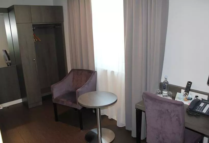 Fotos del hotel Arena Villa Am Wasserpark:  22