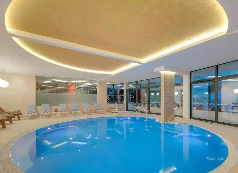 Fotos del hotel Royal Princess:  2