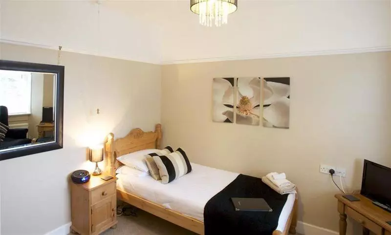 Fotos del hotel Holly Lodge Guest House:  9