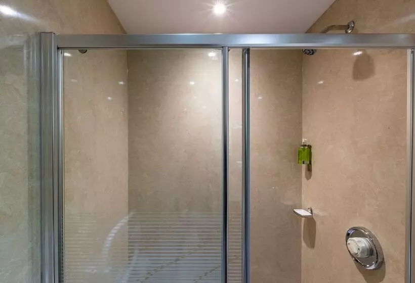 Fotos del hotel Holly Lodge Guest House:  18