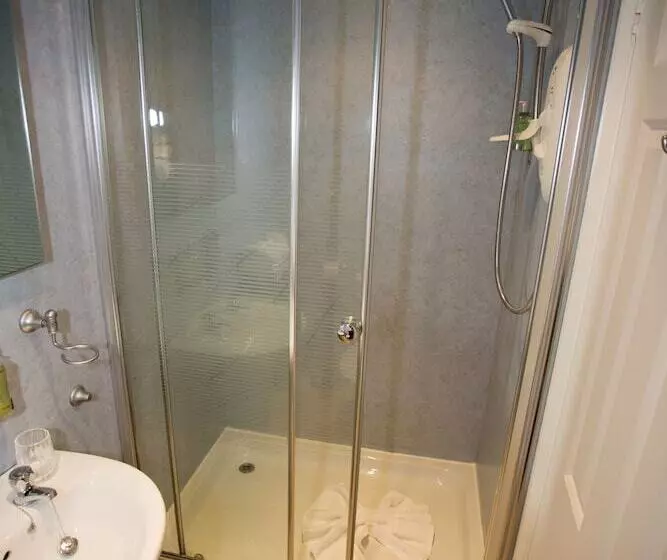 Fotos del hotel Holly Lodge Guest House:  20