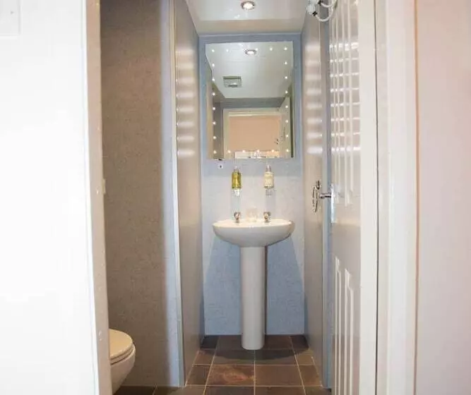 Fotos del hotel Holly Lodge Guest House:  24