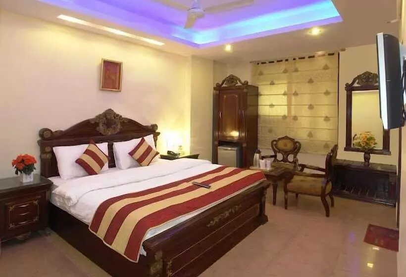 Fotos del hotel Sita International:  15