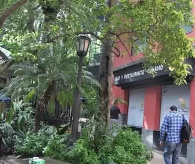 Fotos del hotel Europlaza Hotel & Suites:  15