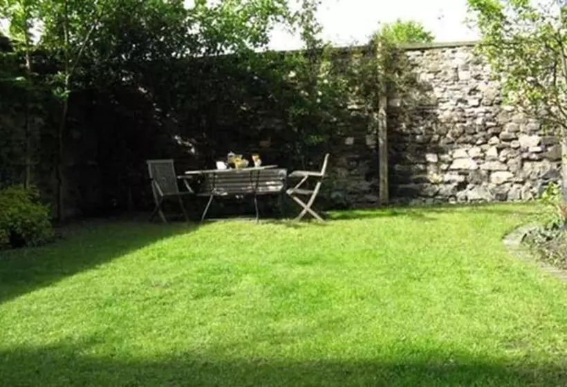 Fotos del hotel Six Brunton Place:  5