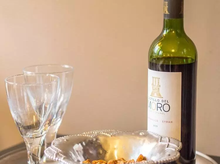 Fotos del hotel Six Brunton Place:  12