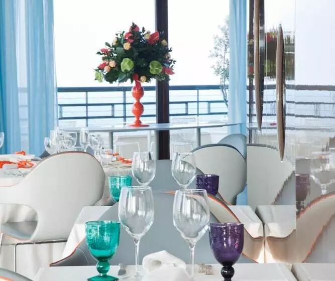 Fotos del hotel Ih Grande Albergo Delle Nazioni:  11