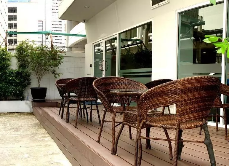 Fotos del hotel Nantra Silom:  12