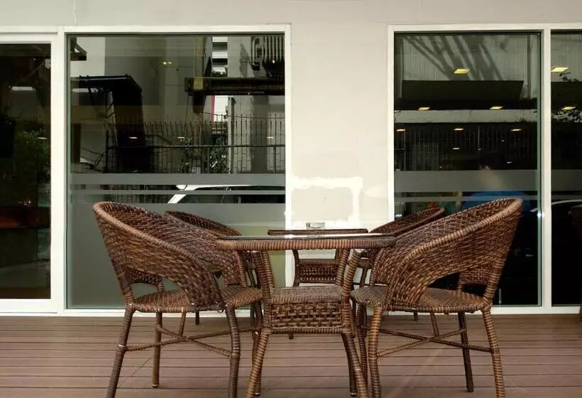 Fotos del hotel Nantra Silom:  10