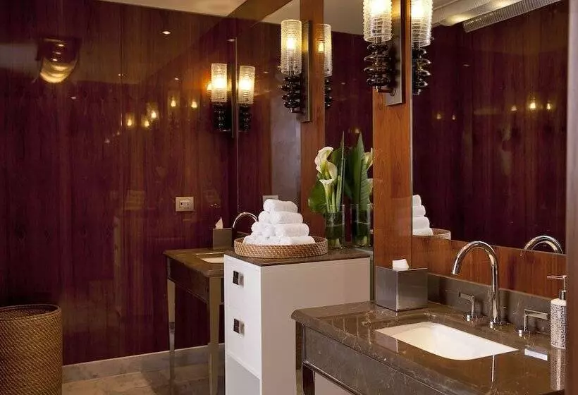 Fotos del hotel Renaissance Istanbul Polat Bosphorus:  4