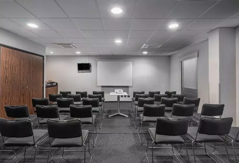 Fotos del hotel City Express Queretaro Jurica:  9