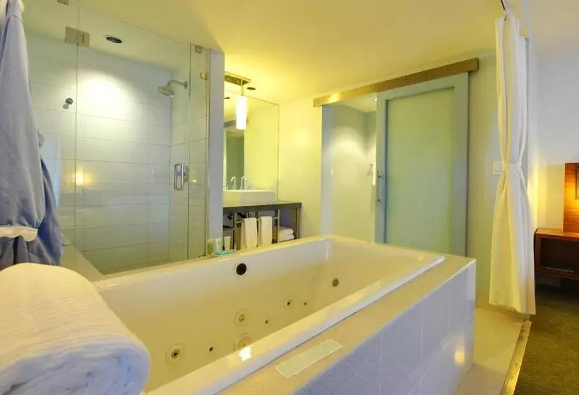 Fotos del hotel Tower 23:  8