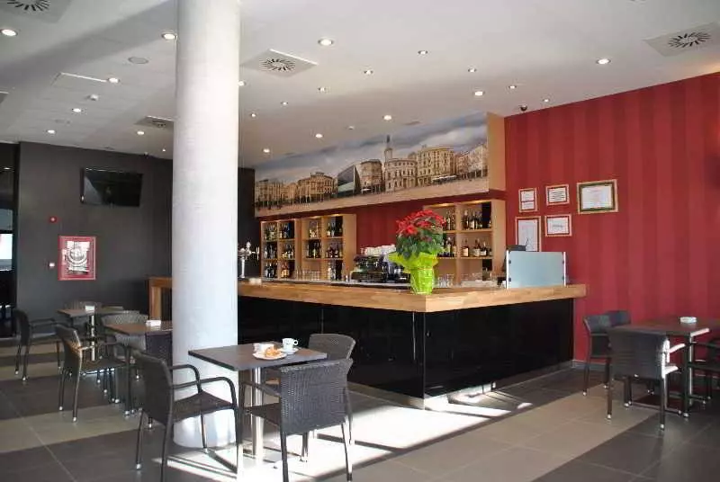 Fotos del hotel Brea S:  4