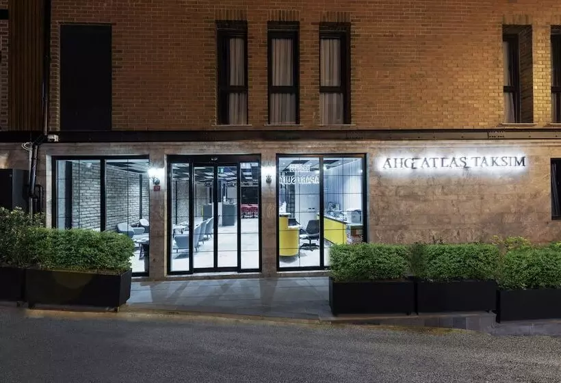 Fotos del hotel Pera Orient Suites:  3