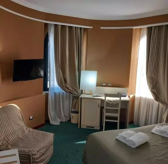 Fotos del hotel Cervara Park:  21