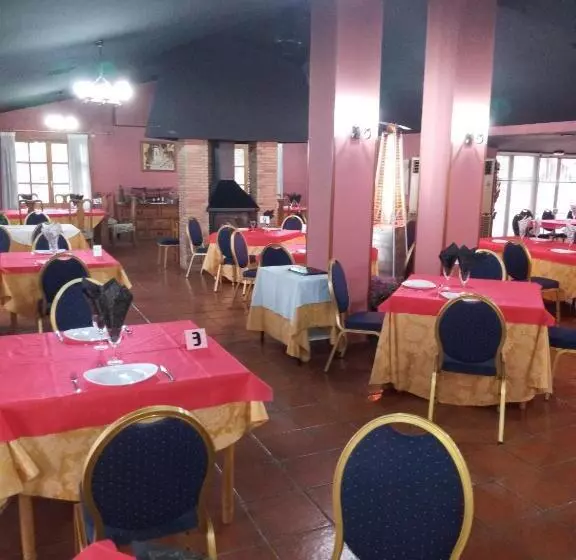 Fotos del hotel L Ermita Casa Ripo:  15