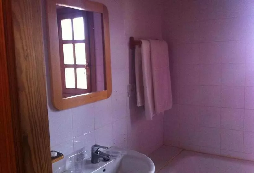 Fotos del hotel L Ermita Casa Ripo:  6