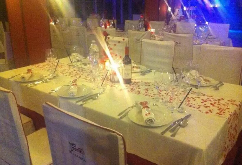 Fotos del hotel L Ermita Casa Ripo:  23