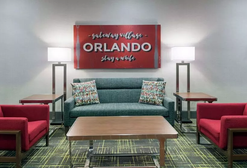 Fotos del hotel Hampton Inn & Suites Orlando Airport At Gateway Village:  2