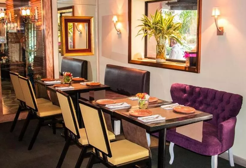 Fotos del hotel Maria Condesa:  3