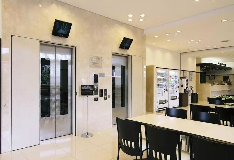 Fotos del hotel Toyoko Inn Tokyo Fussa-ekimae Higashi-guchi:  9