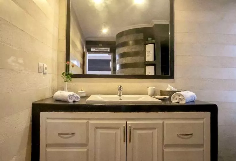 Fotos del hotel Villa 55:  5