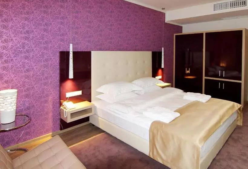 Fotos del hotel Pushcha Congress:  23