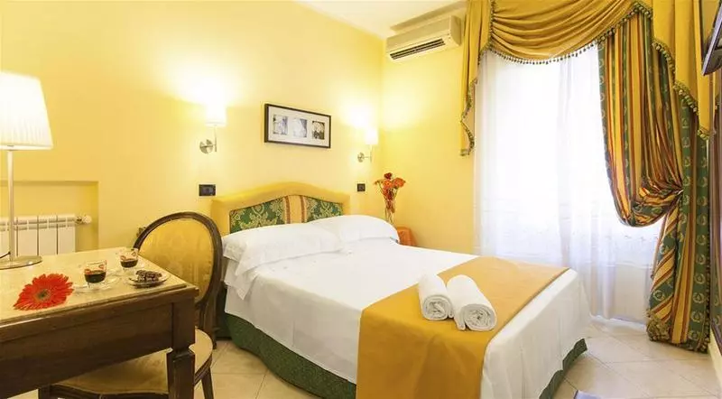 Fotos del hotel Tuscolana:  15