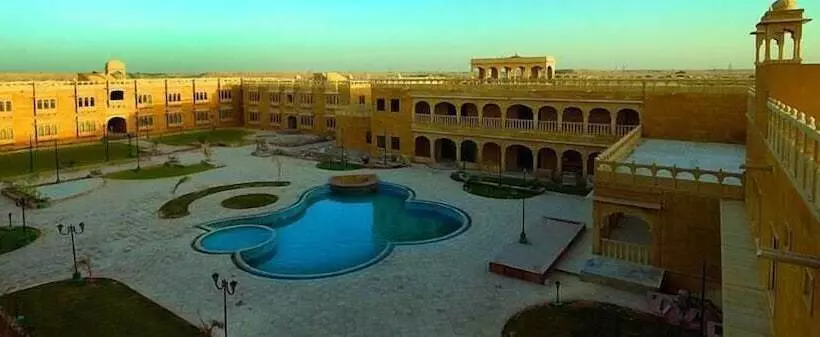 Fotos del hotel Desert Tulip  & Resort:  25