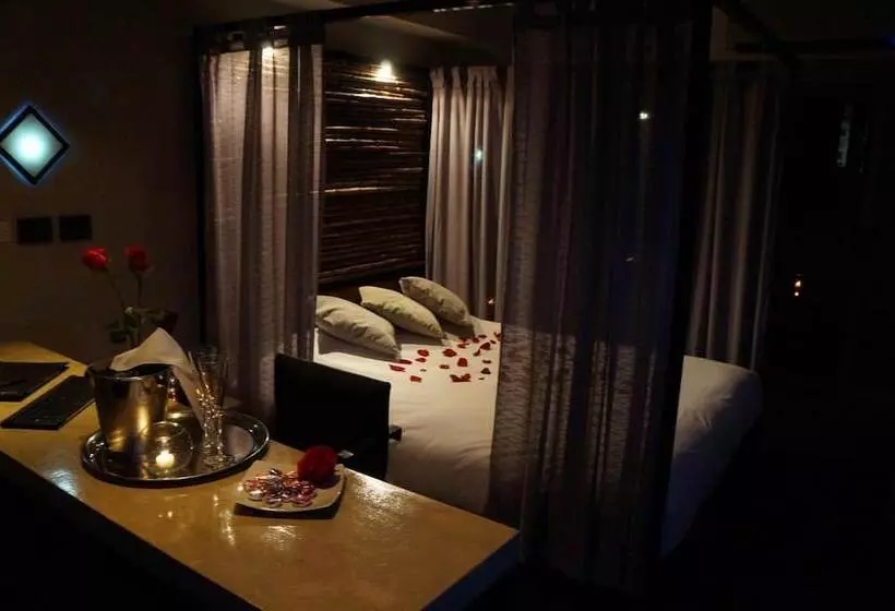 Fotos del hotel Prodeo Hotel + Lounge:  18