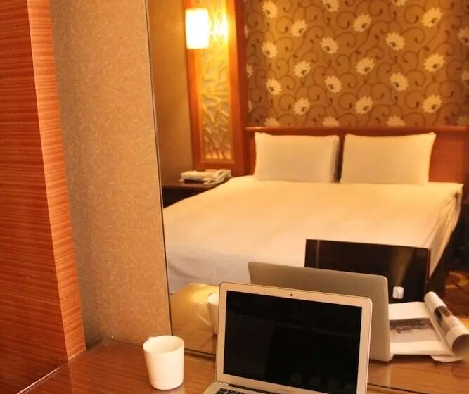 Fotos del hotel Quarantine   Crystal  Taipei:  5