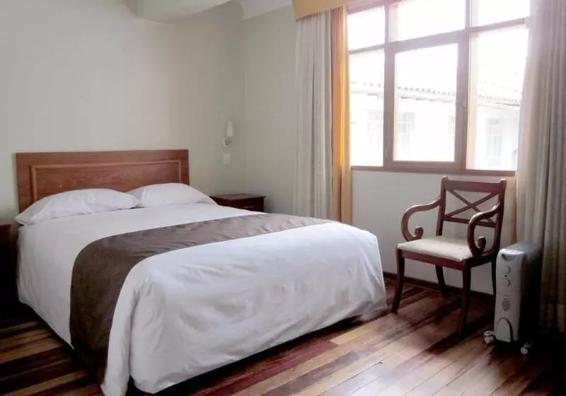 Fotos del hotel Emperador Plaza:  19