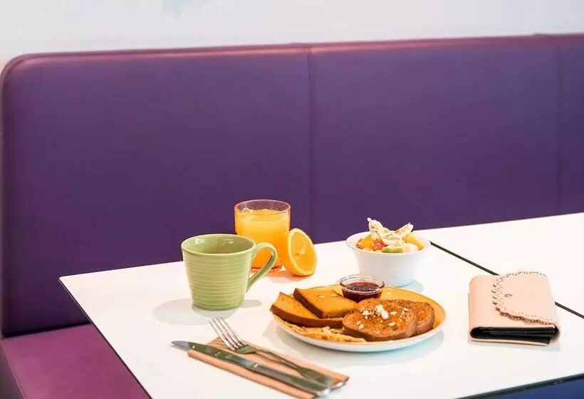 Fotos del hotel Ibis Styles Montbéliard:  16