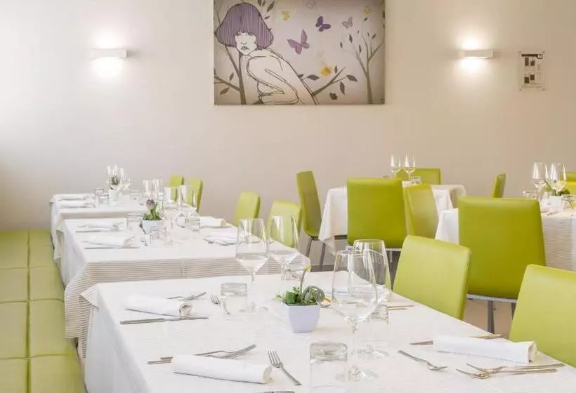 Fotos del hotel Cristina:  4