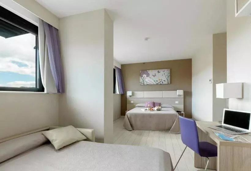 Fotos del hotel Cristina:  16