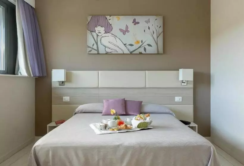 Fotos del hotel Cristina:  10