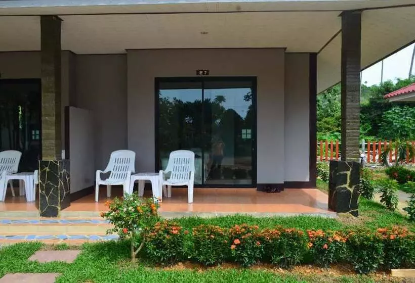 Fotos del hotel Lanta Nice Beach Resort:  24