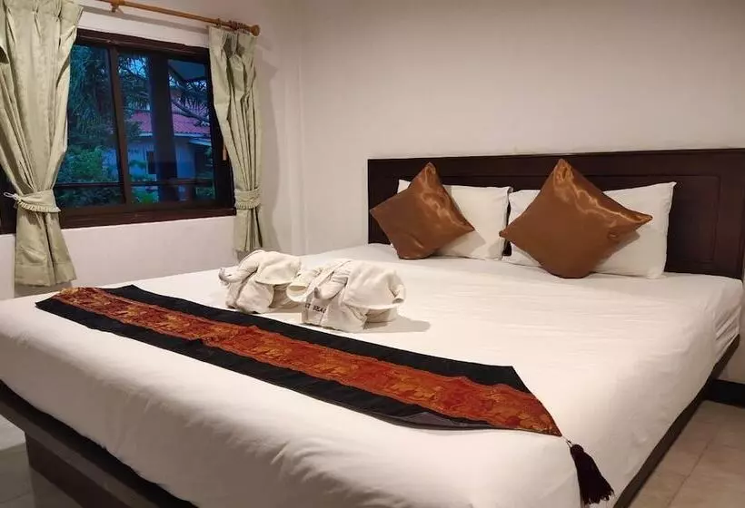 Fotos del hotel Lanta Nice Beach Resort:  10