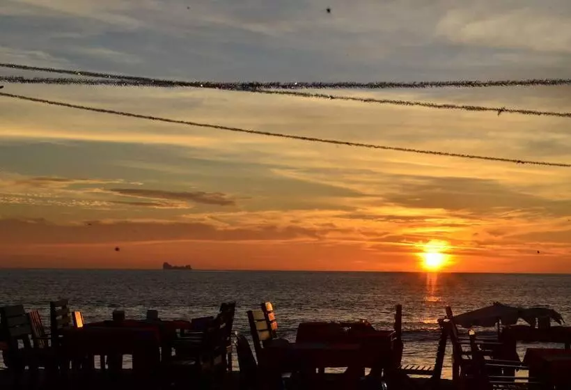 Fotos del hotel Lanta Nice Beach Resort:  9