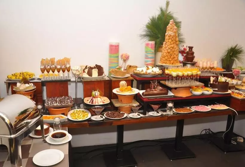 Fotos del hotel Earl S Regent:  16