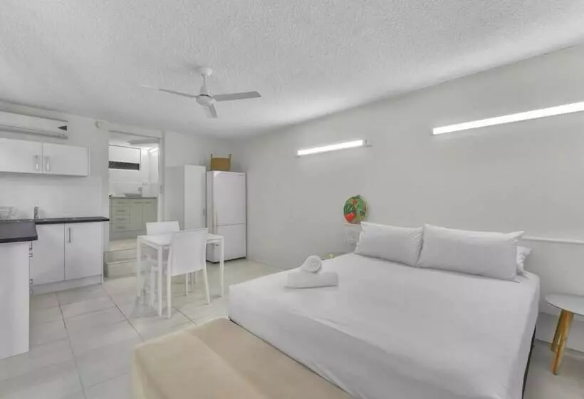 Fotos del hotel Camden Motor Inn:  8