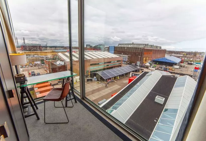 Fotos del hotel Doubletree By Hilton Amsterdam  Ndsm Wharf:  7