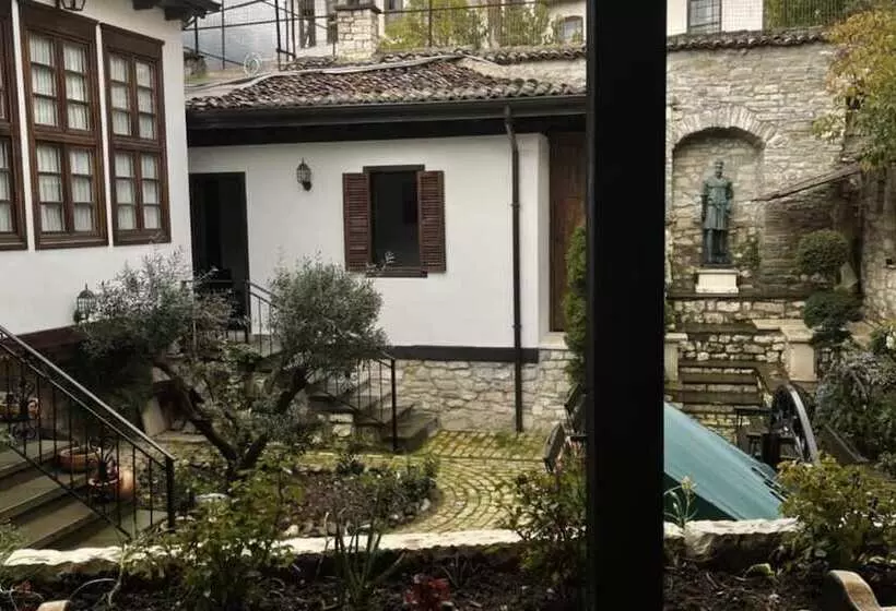 Fotos del hotel Mangalemi:  17