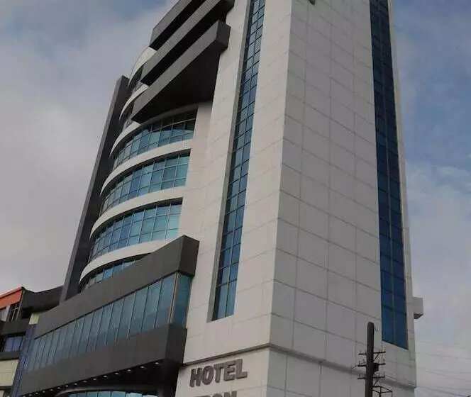 Fotos del hotel Iron:  11