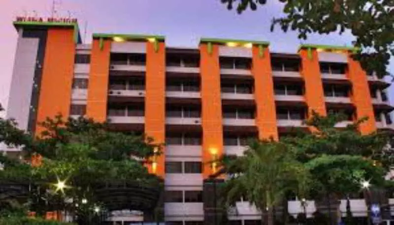 Fotos del hotel Mmugm:  8