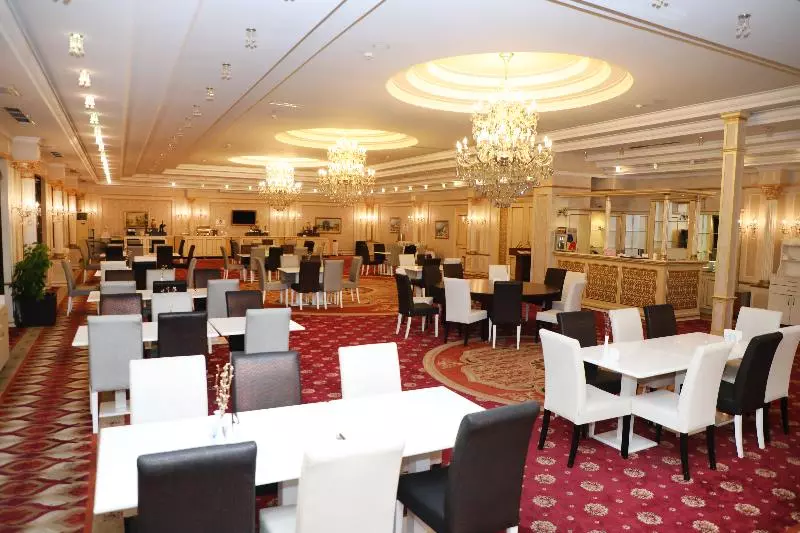 Fotos del hotel Modern:  13