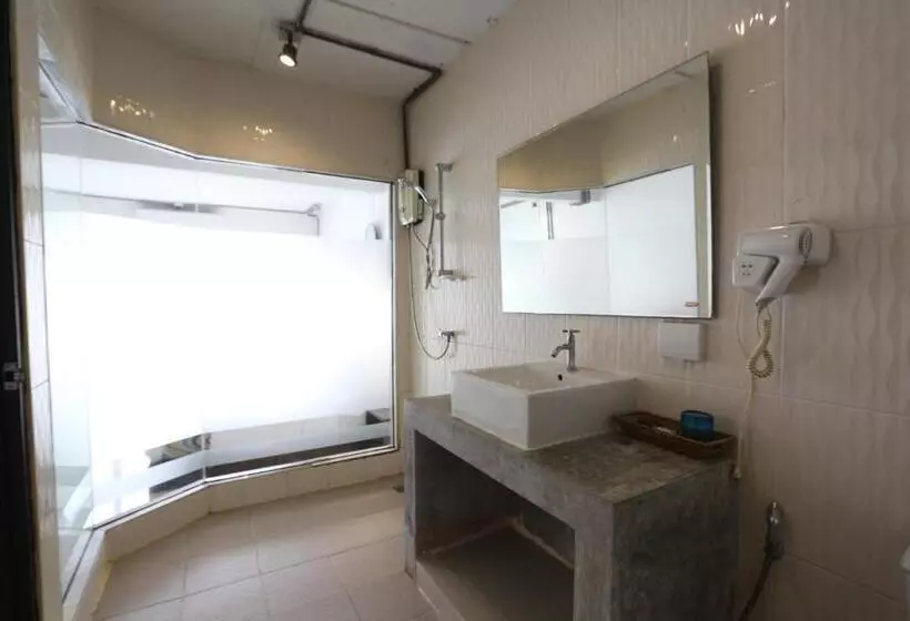 Fotos del hotel The Nest Resort Patong:  11