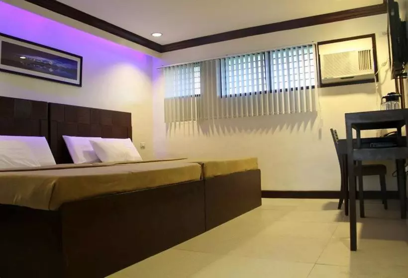 Fotos del hotel Bluefins Resort:  2