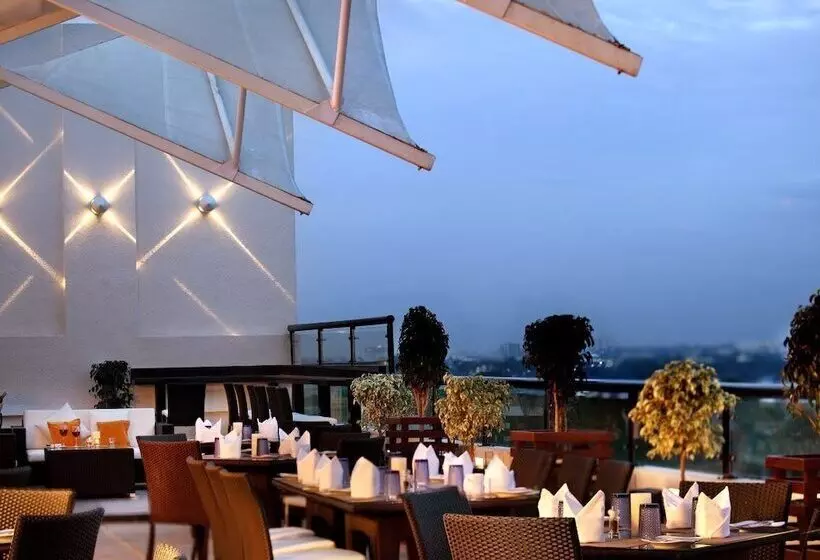 Fotos del hotel Citrus Classic Bangalore By Othpl:  7